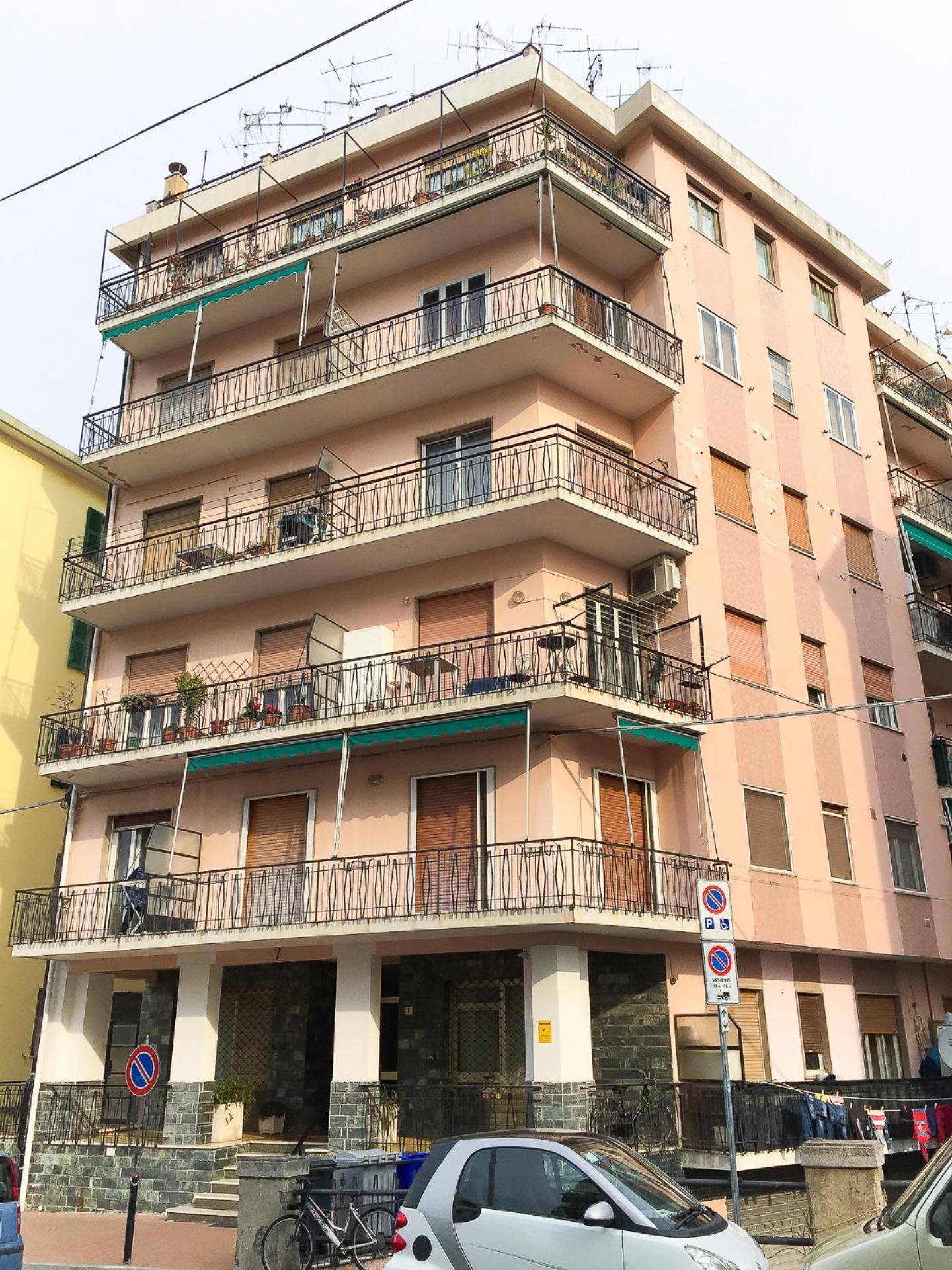 Le Torri Riviera Holiday Альбенга Экстерьер фото